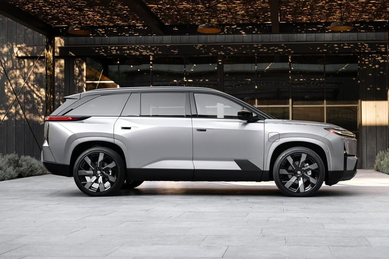 Toyota Highlander EV