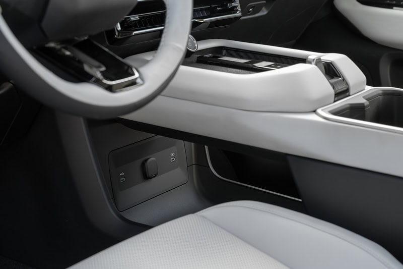 Toyota Highlander EV