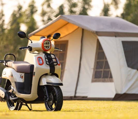 Yamaha Fazzio รุ่นพิเศษ Outdoor Fashion ราคา 59,000 บาท ลิมิเต็ด 2,000 คัน Yamaha Fazzio Speacial Edition Outdoor Fashion