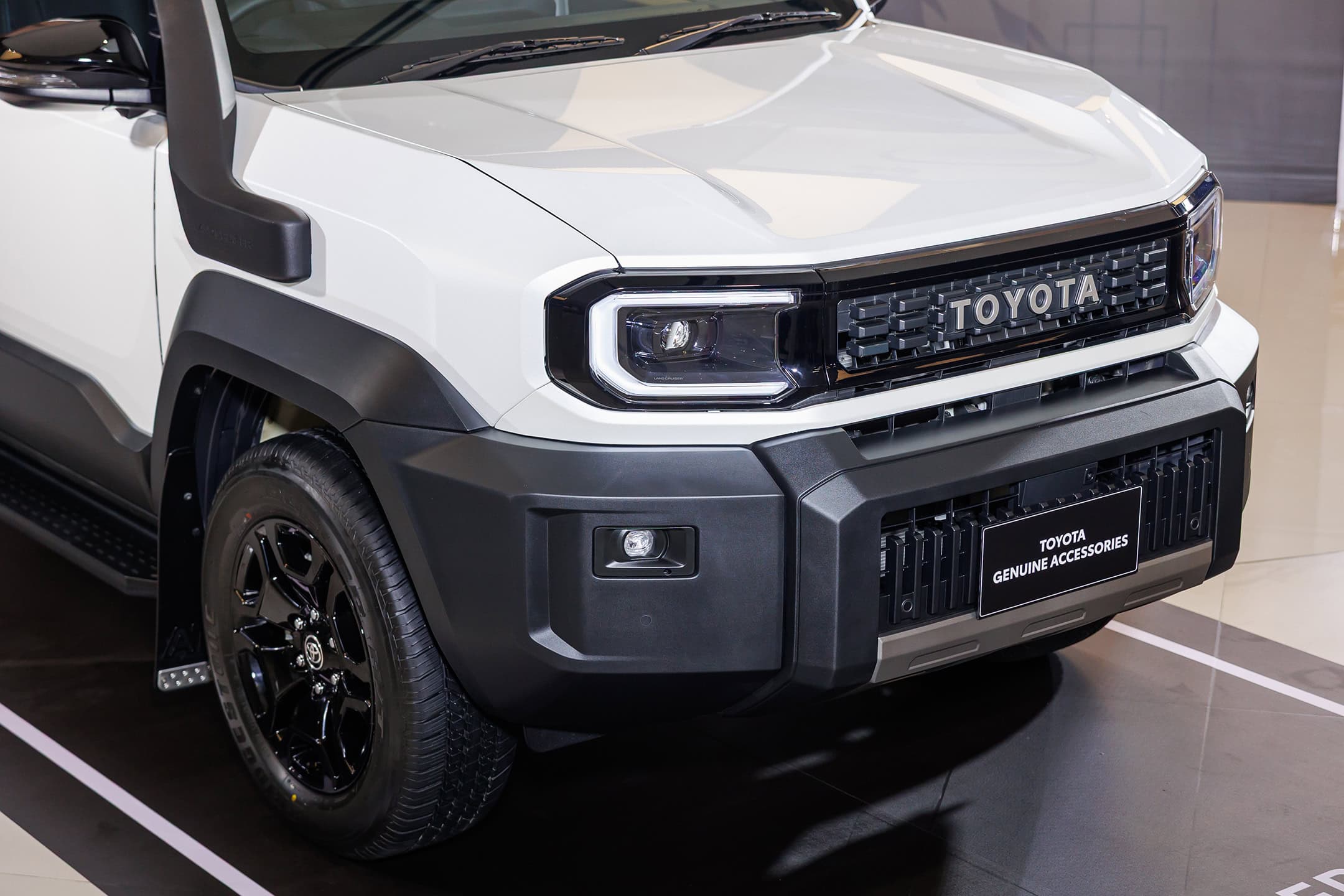 Toyota Land Cruiser FJ