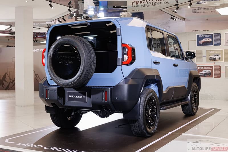 Toyota Land Cruiser FJ