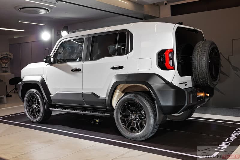 Toyota Land Cruiser FJ