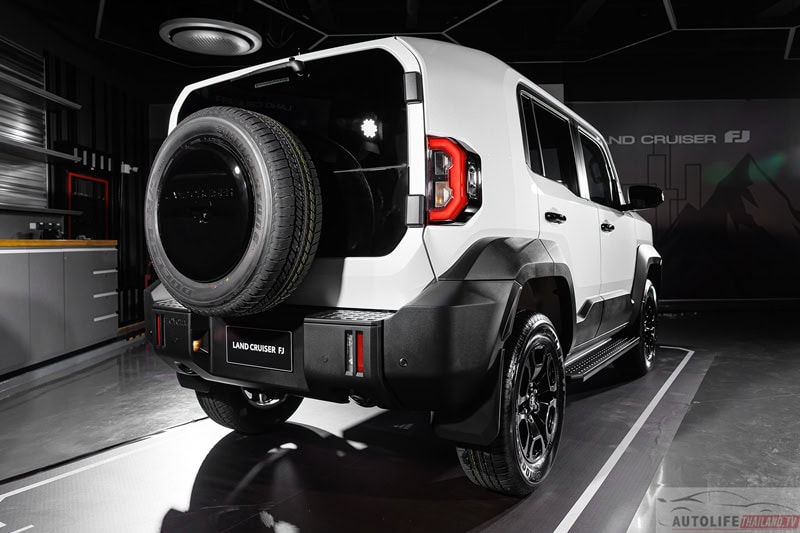 Toyota Land Cruiser FJ