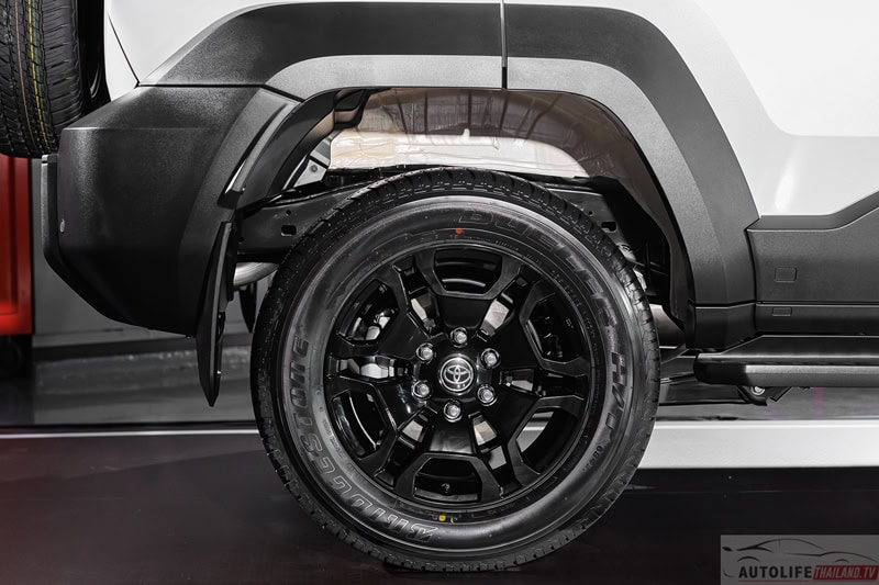 Toyota Land Cruiser FJ