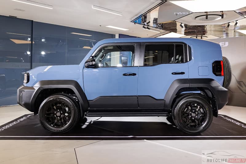 Toyota Land Cruiser FJ