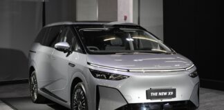 ภาพรถคันจริง XPENG X9 Minorchange 2026 รถไฟฟ้า100% ราคาอย่างเป็นทางการ : 2,399,000 – 2,799,000 บาท | TURING AI Chip