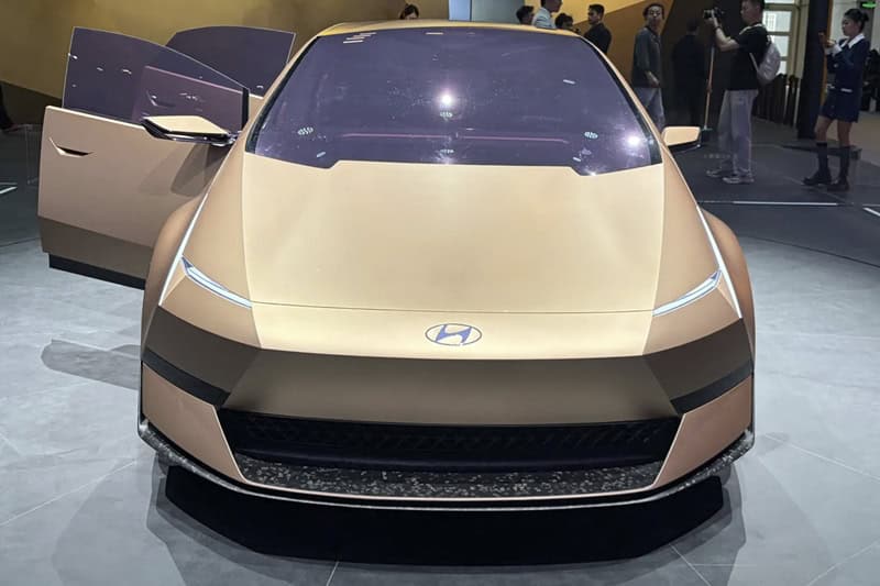 Hyundai IONIQ V