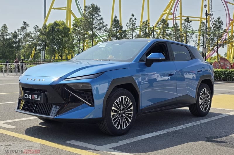 OMODA C4 EV