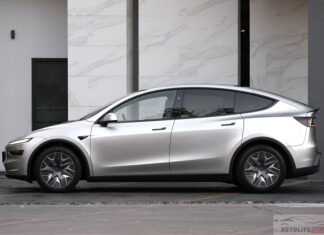 พาไปชมภาพรถคันจริง TESLA Model Y L 6-Seaters รถไฟฟ้า100% ราคาอย่างเป็นทางการ : 1,999,000 บาท | เบาะ 3 แถว 6 ที่นั่ง TESLA Model Y L