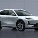 Geely EX5 แรงขึ้น 114 แรงม้า เพิ่ม LiDAR และกล้องรอบคัน พร้อมปรับดีไซน์รวมถึงมือเปิดนอก