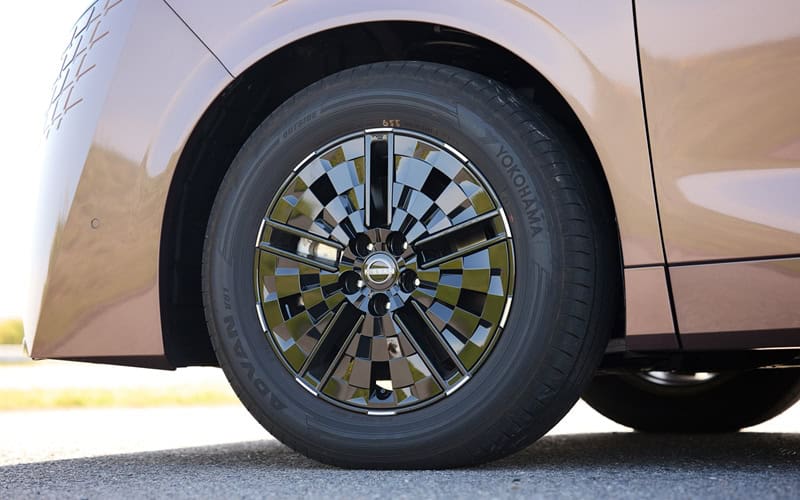 Nissan ELGRAND e-POWER