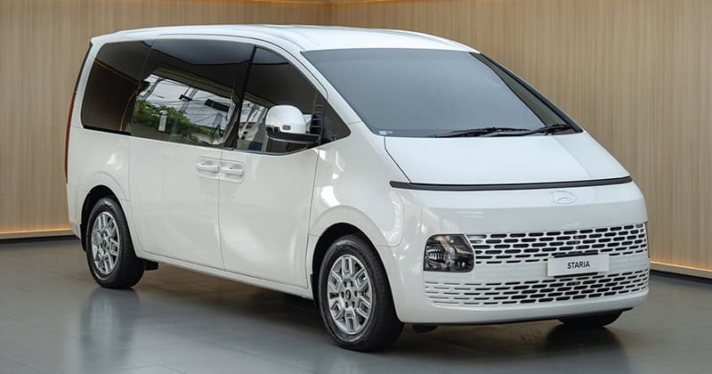 Hyundai Staria Essence