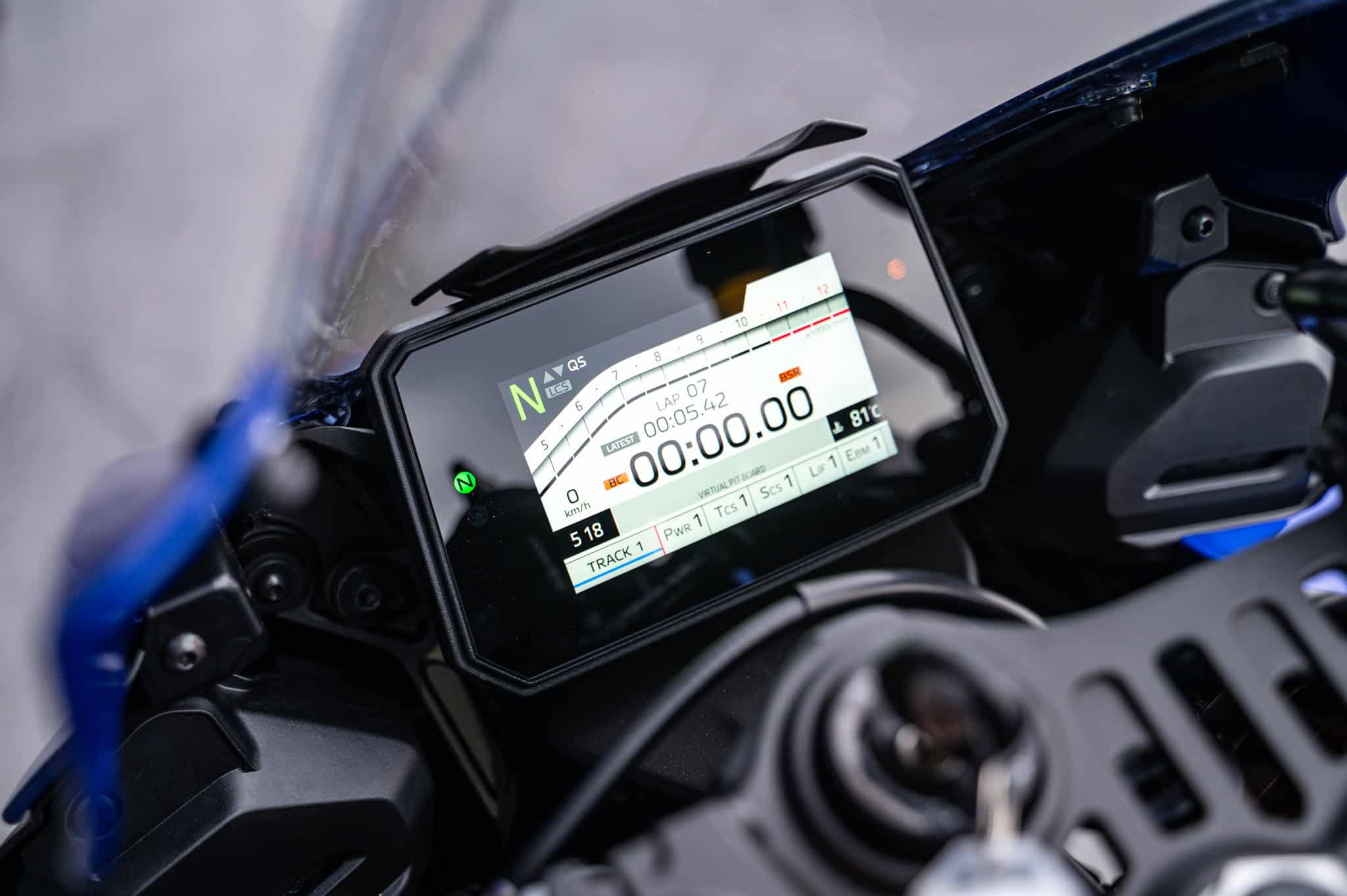NEW YAMAHA R7