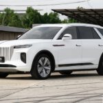 ภาพรถคันจริง HONGQI E-HS9 รถไฟฟ้า100% SUV 6 ที่นั่ง ราคาอย่างเป็นทางการ : 2,990,000 บาท | แบต 120 kWh มอเตอร์คู่ 449 แรงม้า ขับ4 HONGQI EHS-9