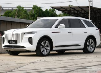 ภาพรถคันจริง HONGQI E-HS9 รถไฟฟ้า100% SUV 6 ที่นั่ง ราคาอย่างเป็นทางการ : 2,990,000 บาท | แบต 120 kWh มอเตอร์คู่ 449 แรงม้า ขับ4 HONGQI EHS-9
