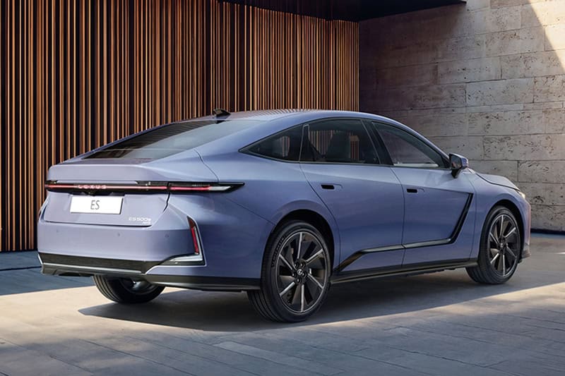 All NEW LEXUS ES