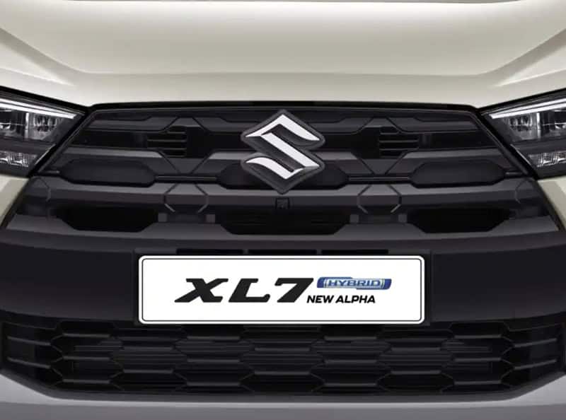Suzuki XL7 Hybrid Minorchange