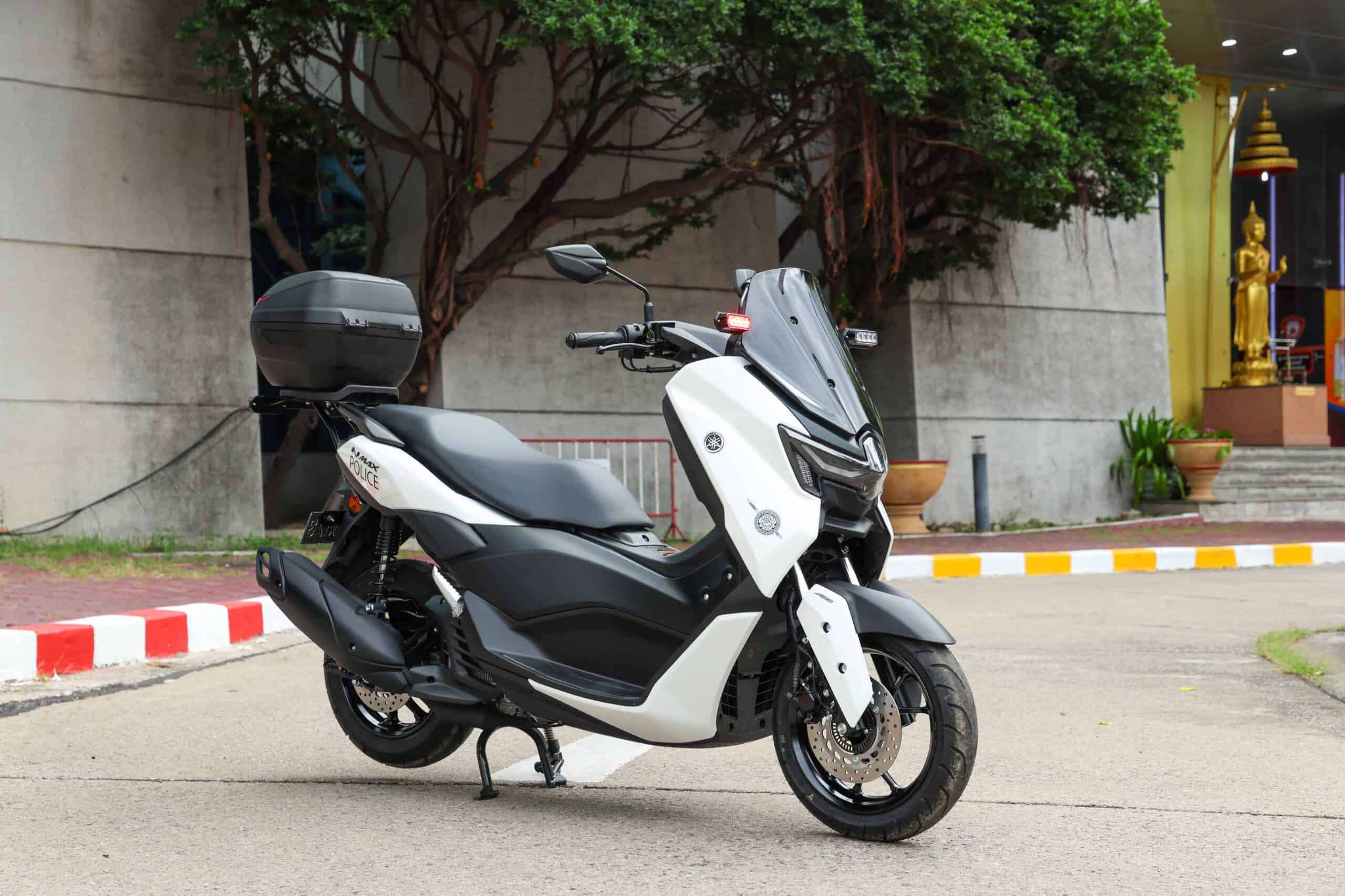 YAMAHA