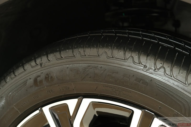 GEELY STARRAY EM-R