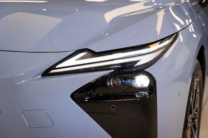 Lexus ES