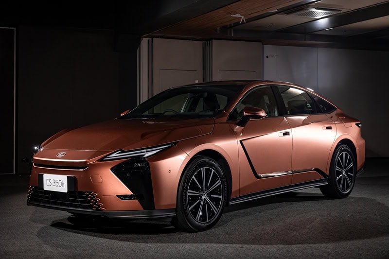 Lexus ES