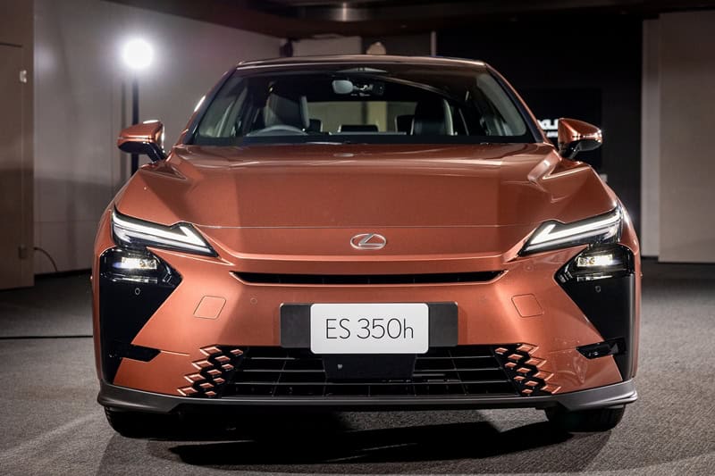 Lexus ES