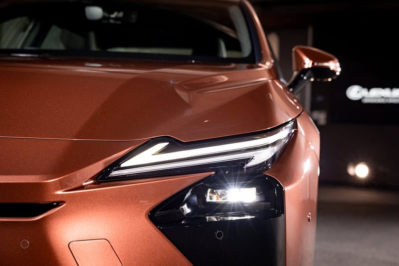 Lexus ES