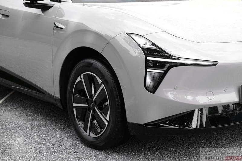 XPENG L03