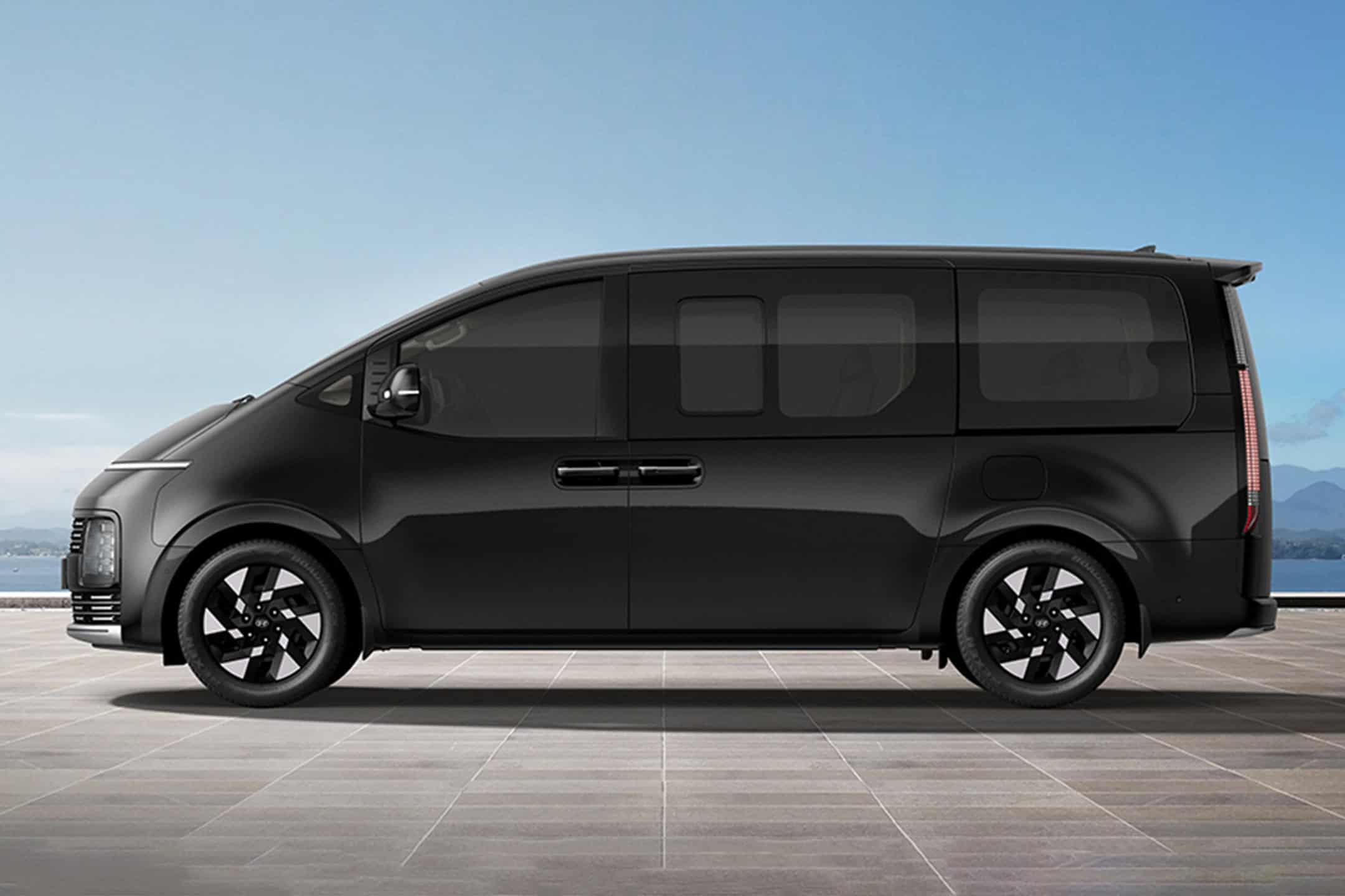 Hyundai STARIA HYBRID Minorchange