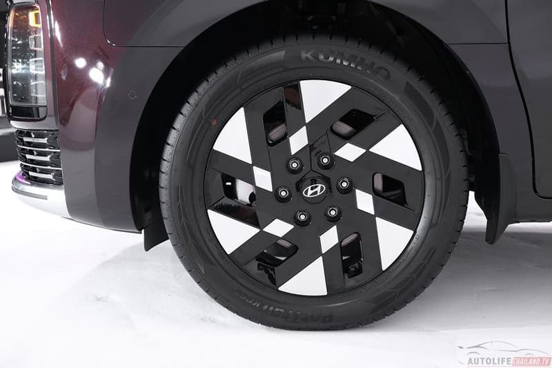 Hyundai STARIA Hybrid Minorchange