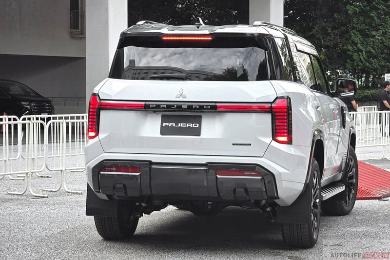 All NEW Mitsubishi PAJERO