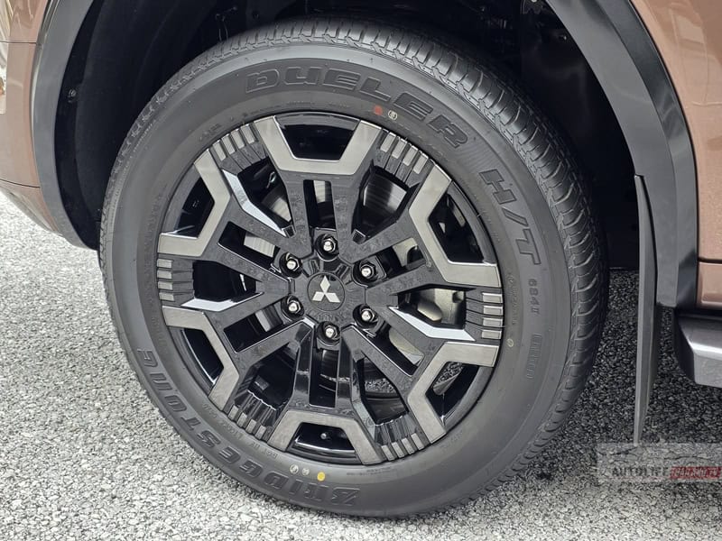All NEW Mitsubishi PAJERO