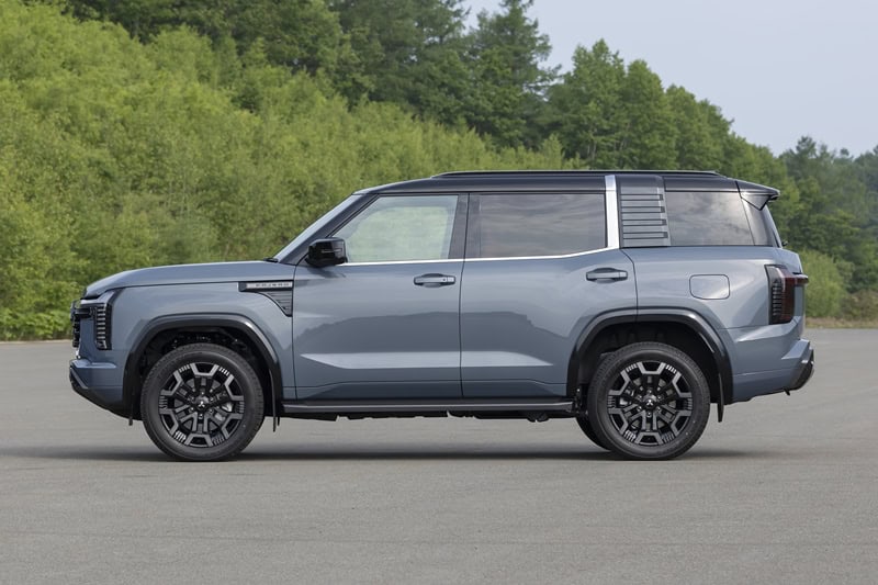 All NEW Mitsubishi PAJERO