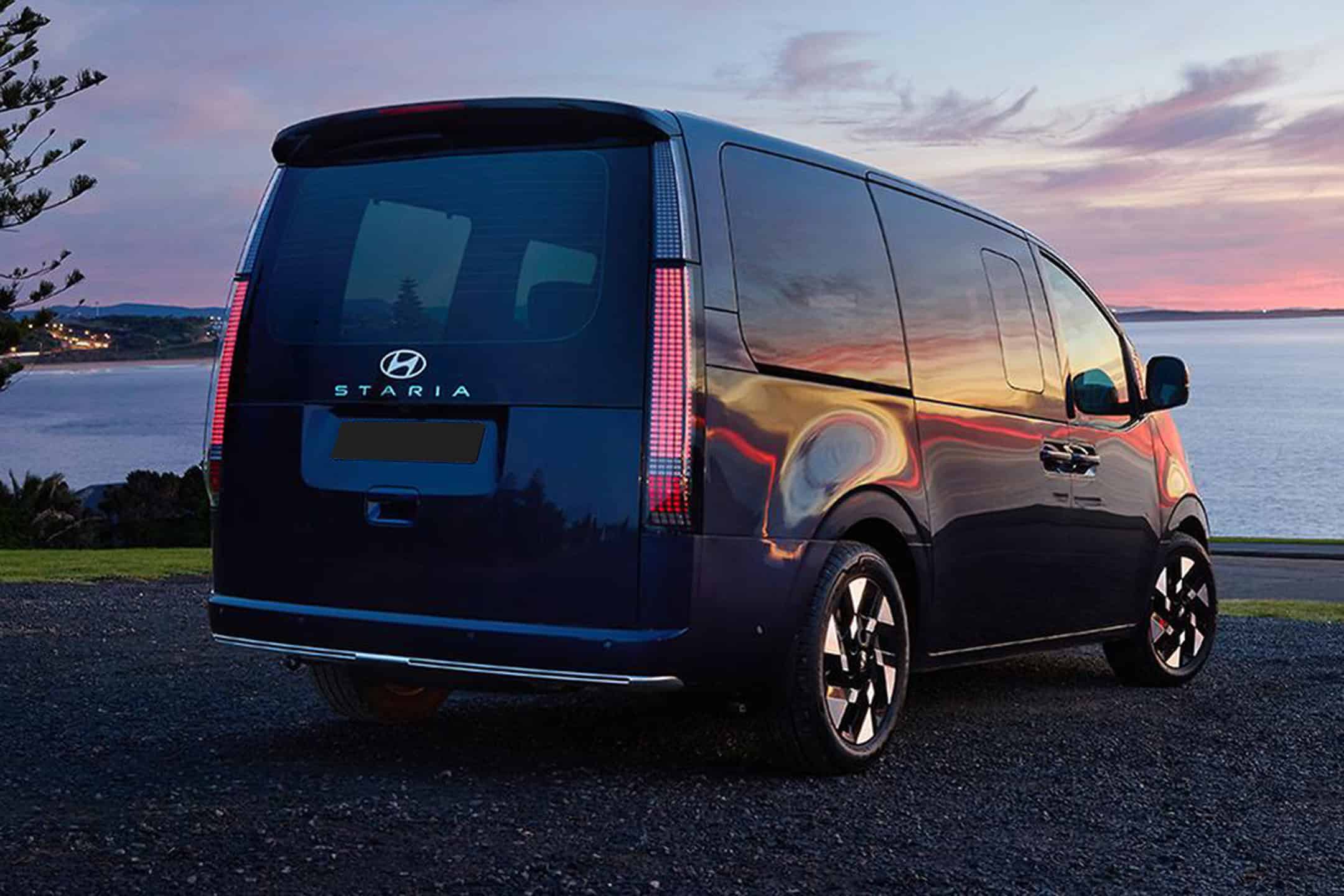 Hyundai STARIA HYBRID Minorchange