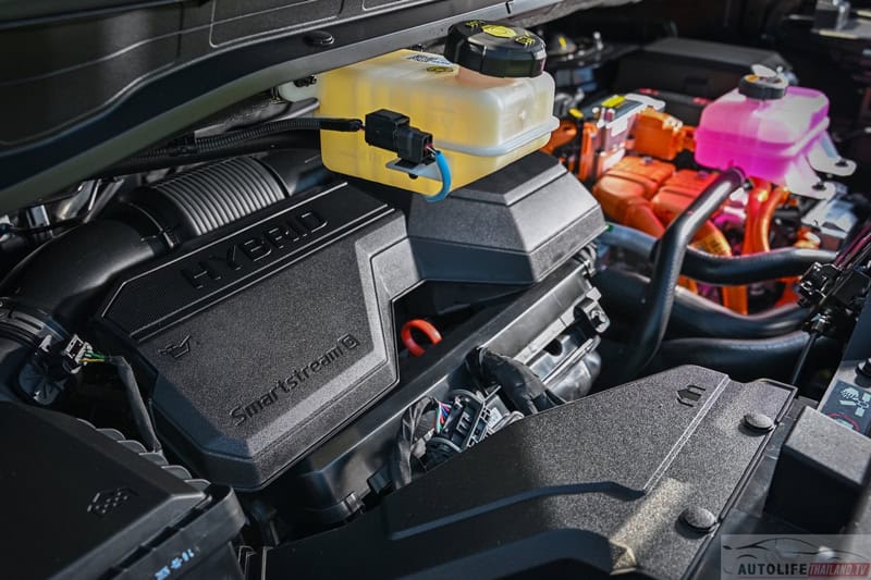 Hyundai STARIA Hybrid
