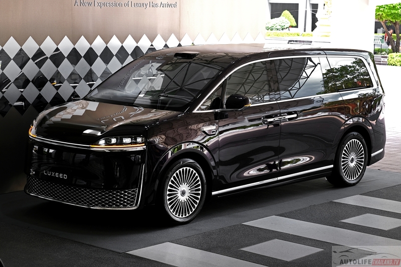LUXEED EHV V9