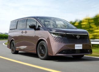 ภาพรถคันจริง ก่อนเปิดตัวในไทย พฤศจิกายน นี้ ! Nissan ELGRAND e-POWER e-4ORCE ราคาต้องถูกกว่าคู่แข่ง Toyota Alphard