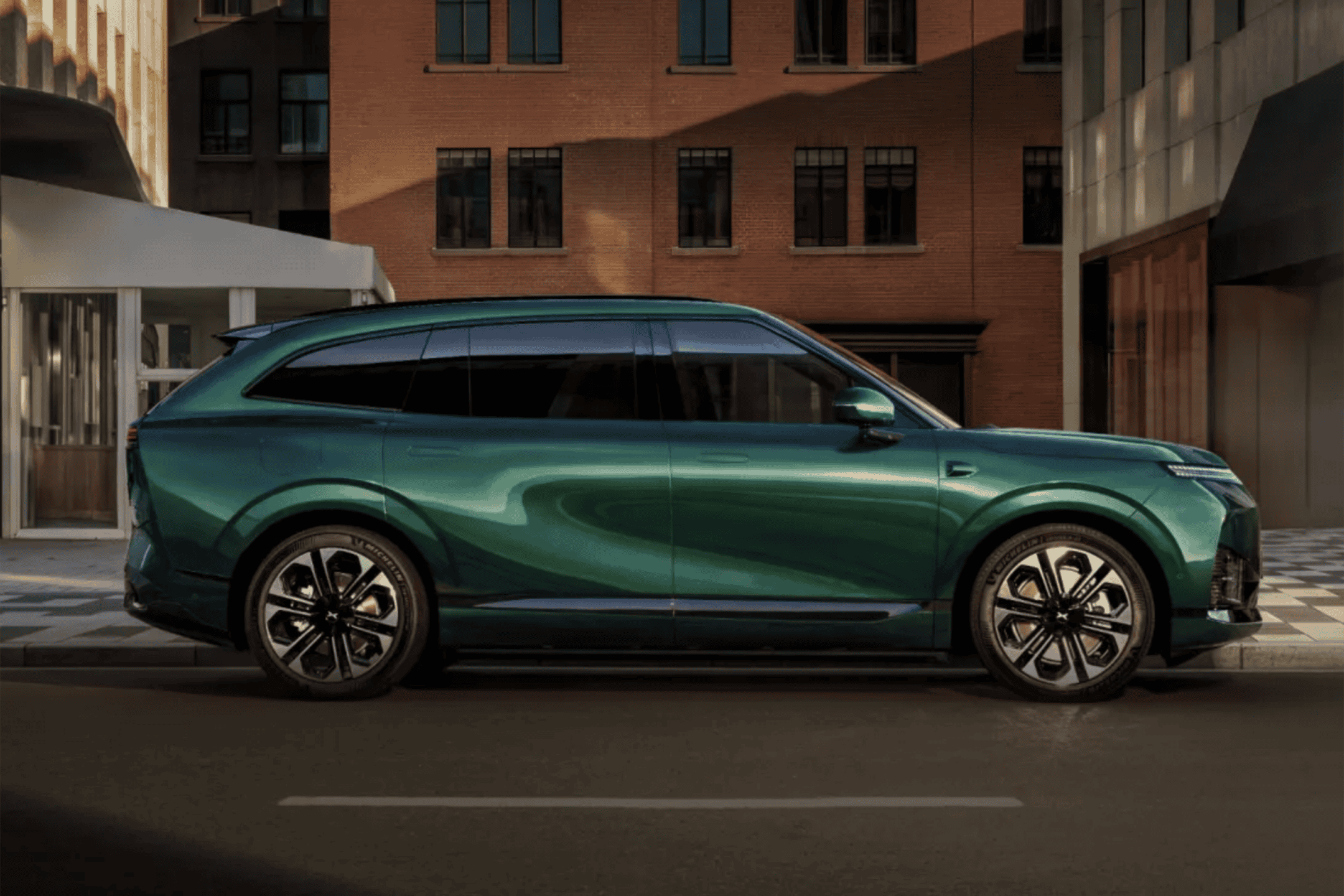 XPENG G9L