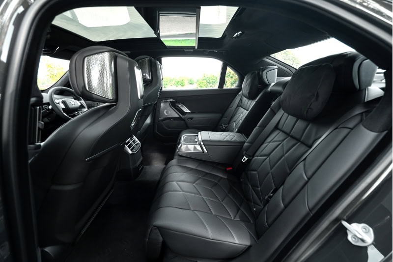 BMW i7 G70 LCI