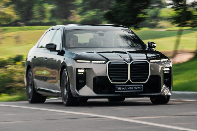 BMW i7 G70 LCI