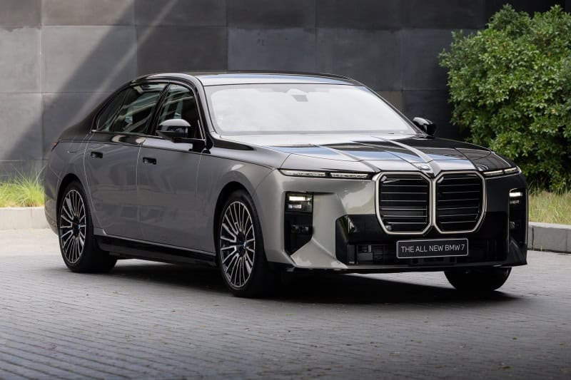 BMW i7 G70 LCI